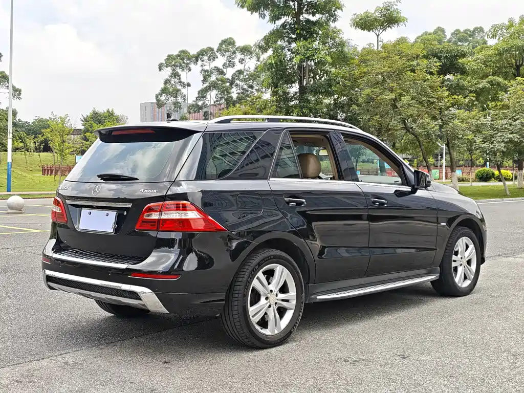 Mercedes-Benz M-Class 2012 — фото 15