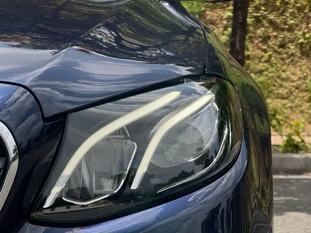 Mercedes-Benz E-Class 2019