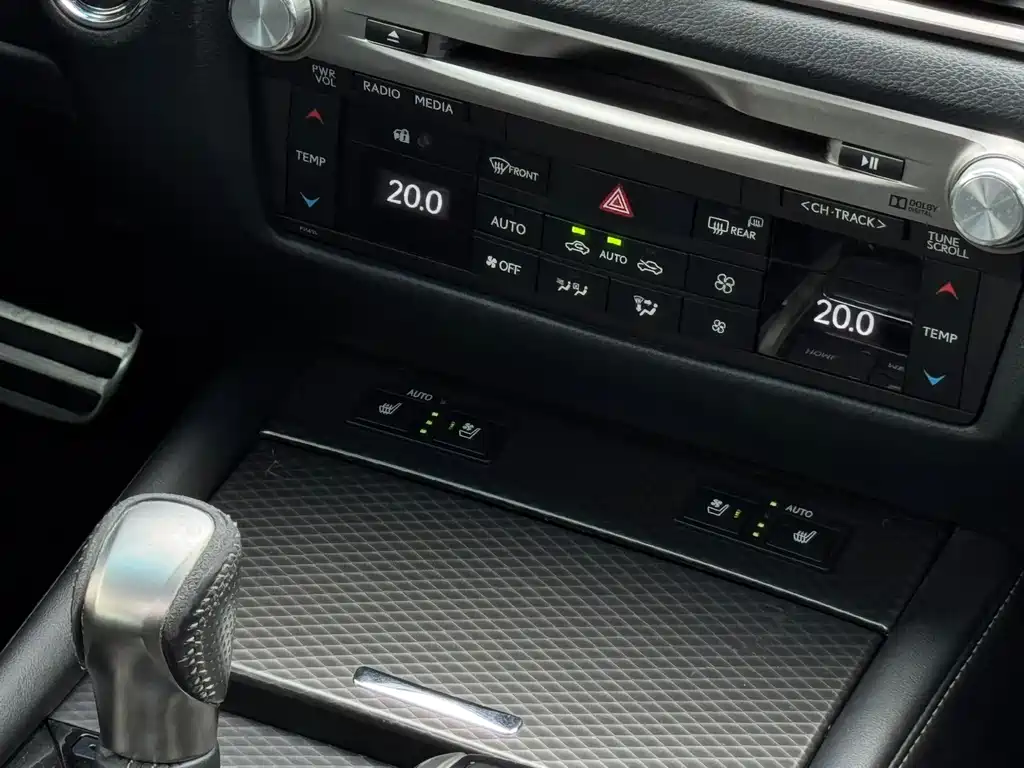 Lexus GS 2017 — фото 11