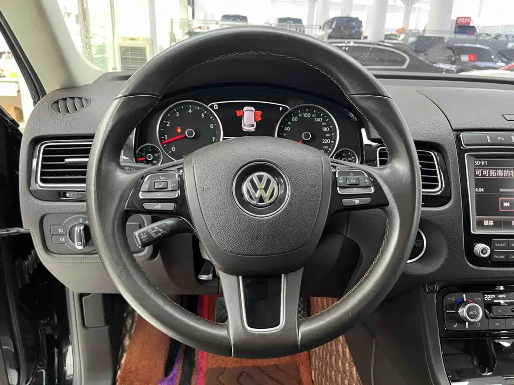 Volkswagen Touareg 2018 — фото 20