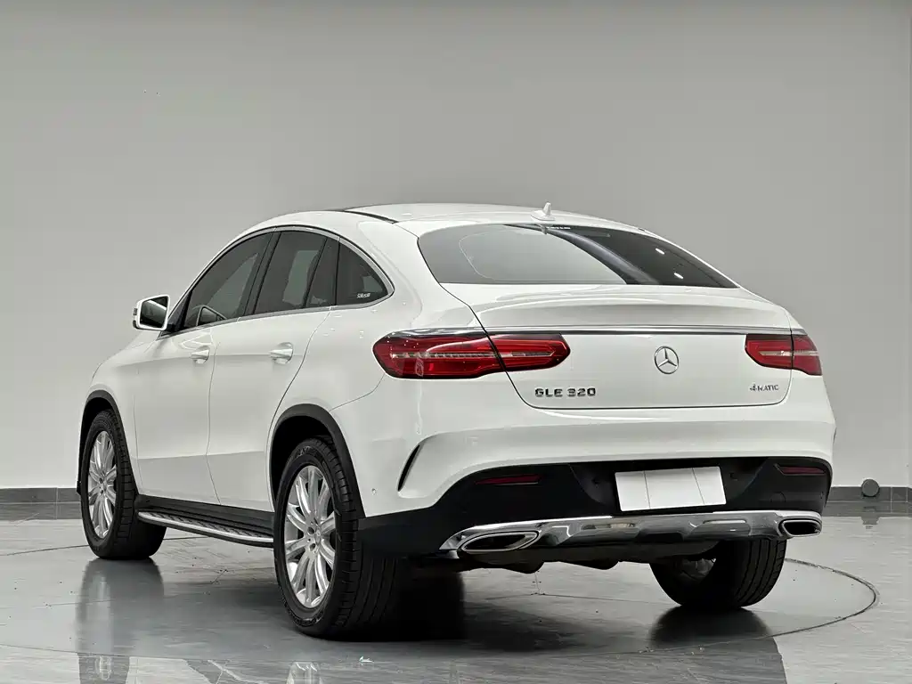 Mercedes-Benz GLE Coupe 2015 — фото 6