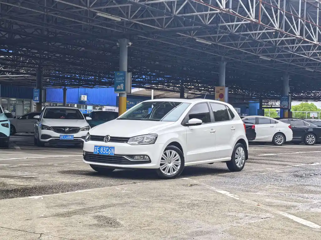 Volkswagen Polo 2016