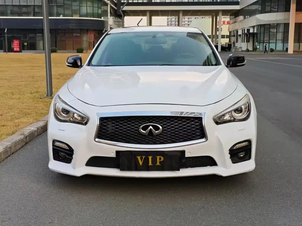 Infiniti Q50 2018 — фото 2