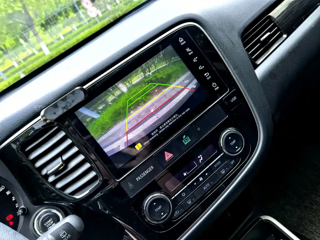 Mitsubishi Outlander 2020