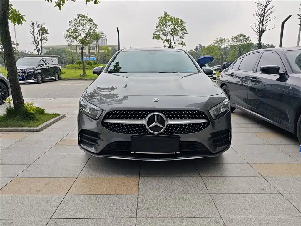 Mercedes-Benz A-Class 2023 — фото 2