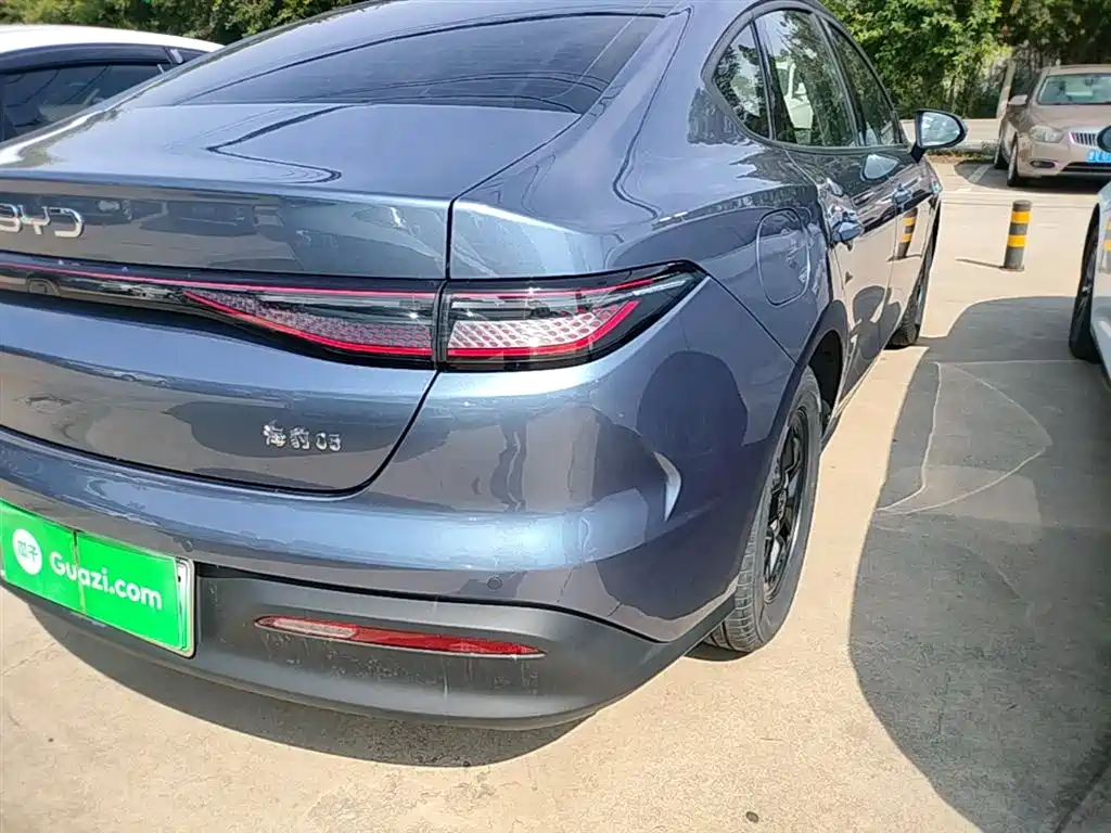 BYD Seal 05 DM-i 2025 — фото 8