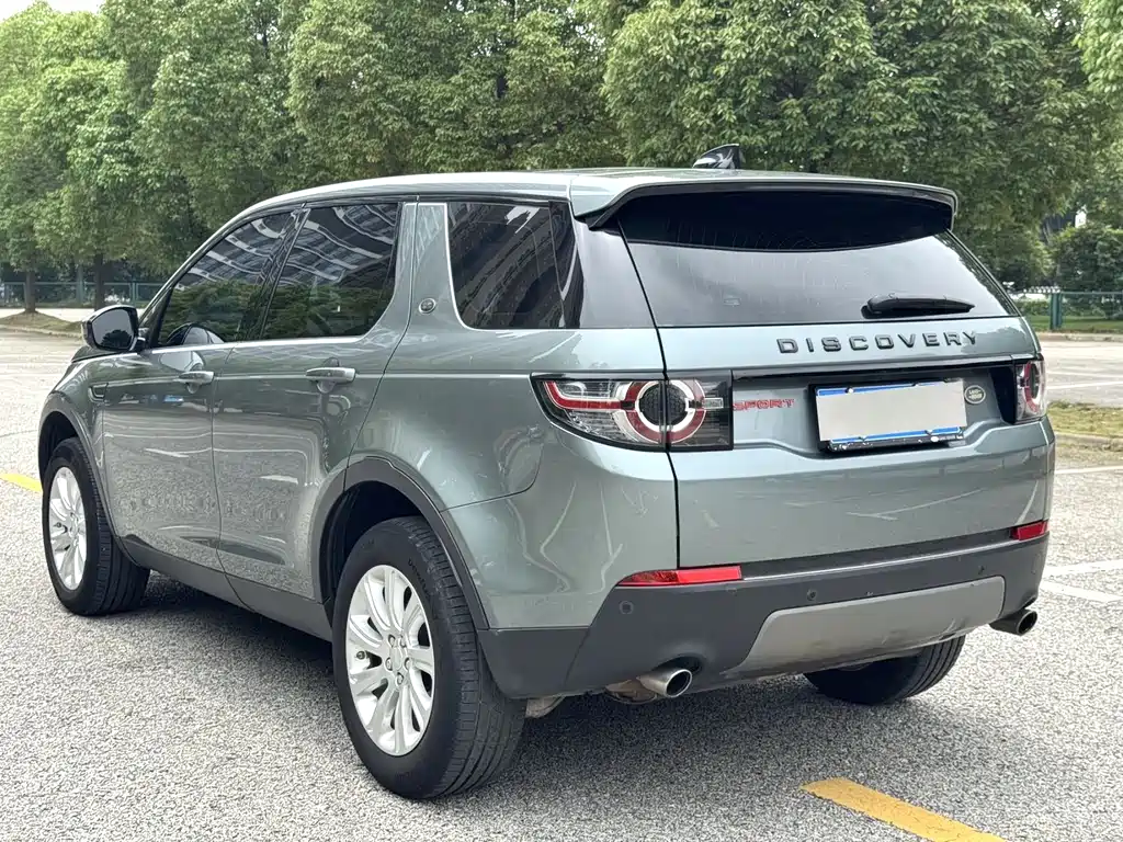 Land Rover Discovery Sport 2017 — фото 9
