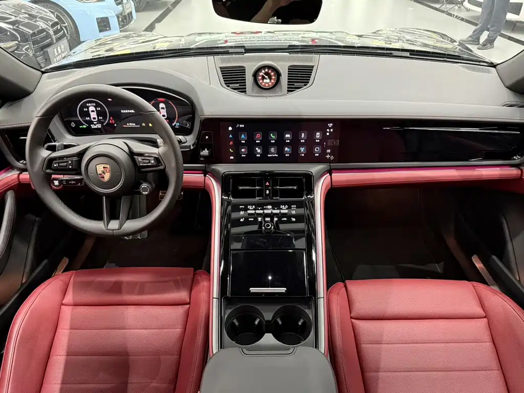 Porsche Panamera 2026 — фото 10