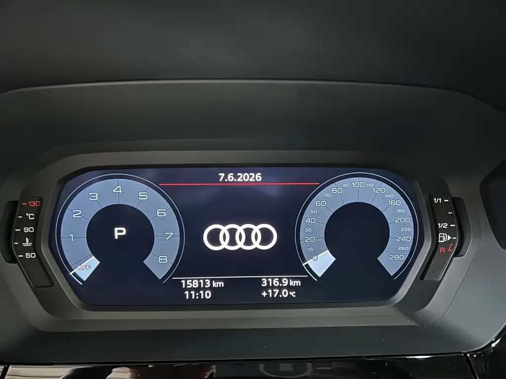 Audi A3 2023 — фото 14