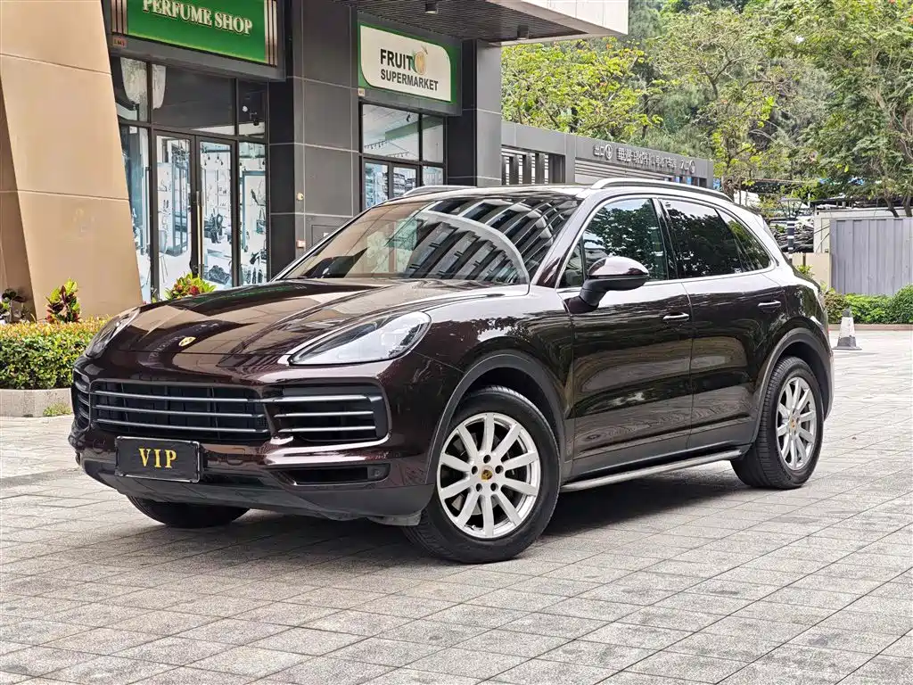 Porsche Cayenne 2018 — фото 1