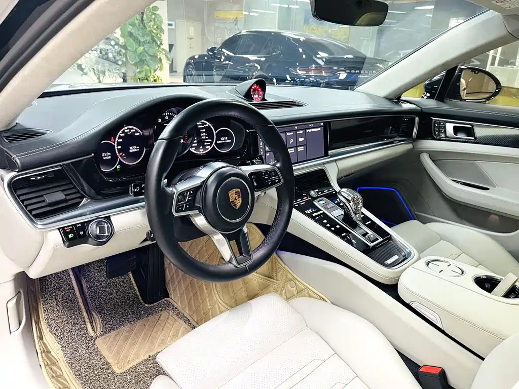 Porsche Panamera 2018 — фото 8