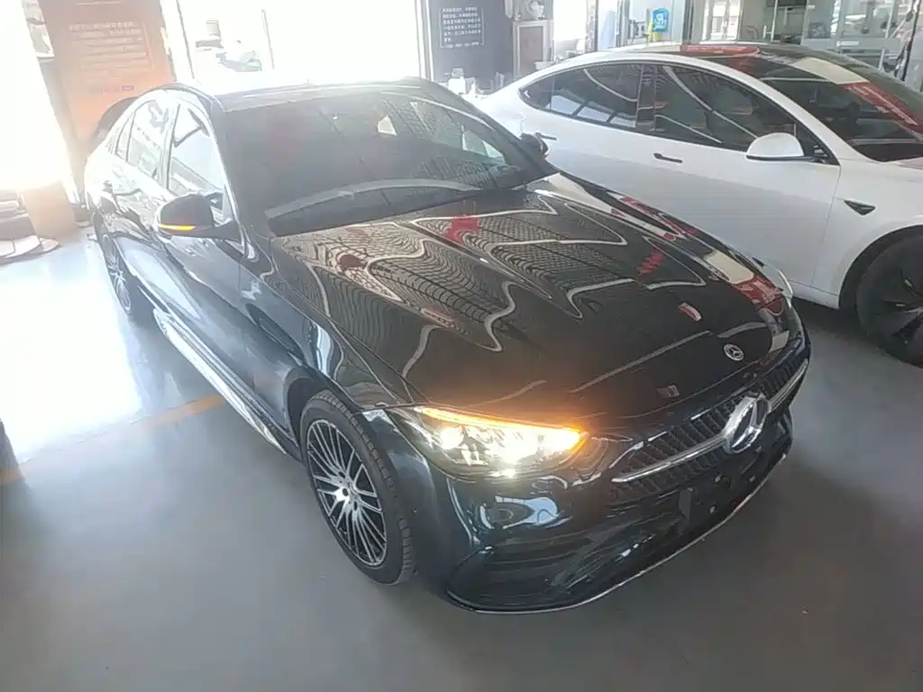 Mercedes-Benz C-Class 2022