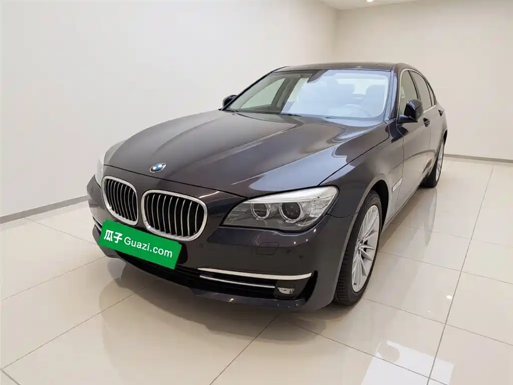 BMW 7 Series 2015 — фото 2