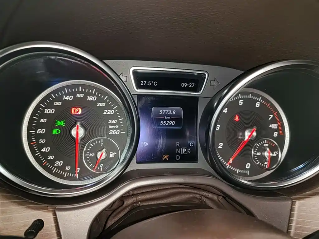 Mercedes-Benz GLE 2018 — фото 12
