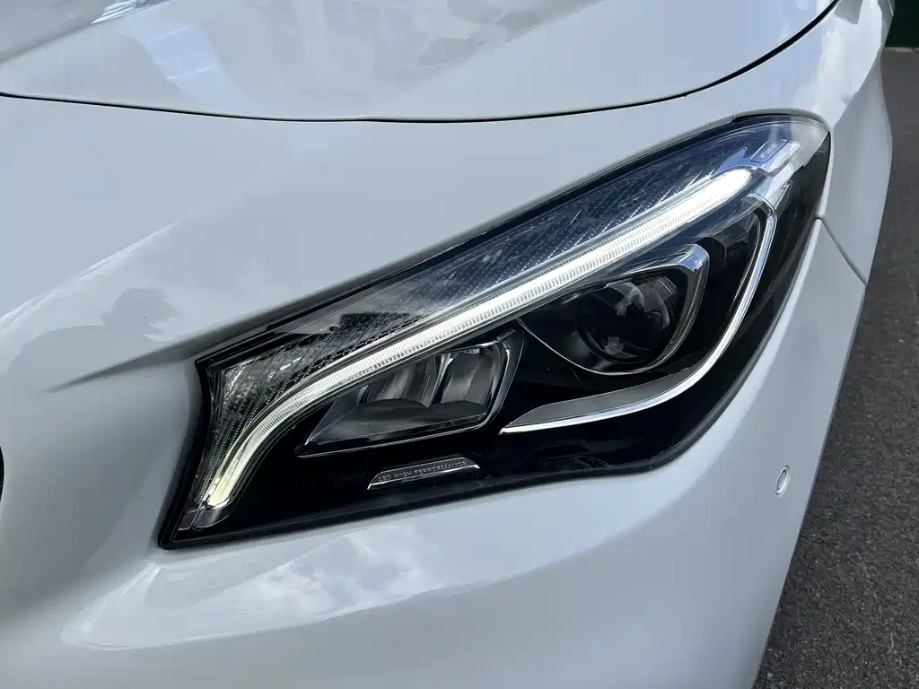 Mercedes-Benz CLA 2018 — фото 30