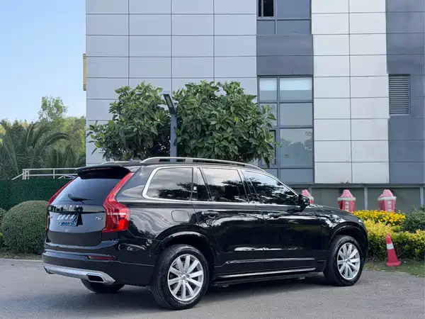 Volvo XC90 2015
