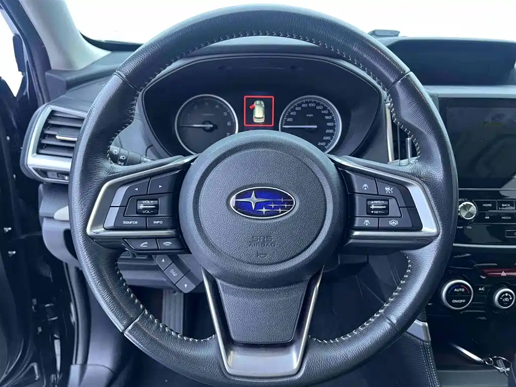 Subaru Forester 2022 — фото 21