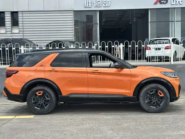 Ford Explorer 2024