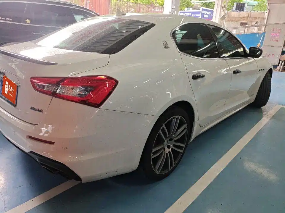 Maserati Ghibli 2019 — фото 2