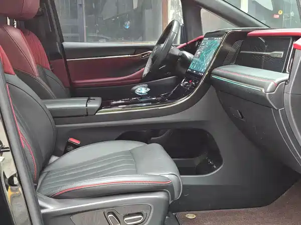 GAC Trumpchi M8 2023