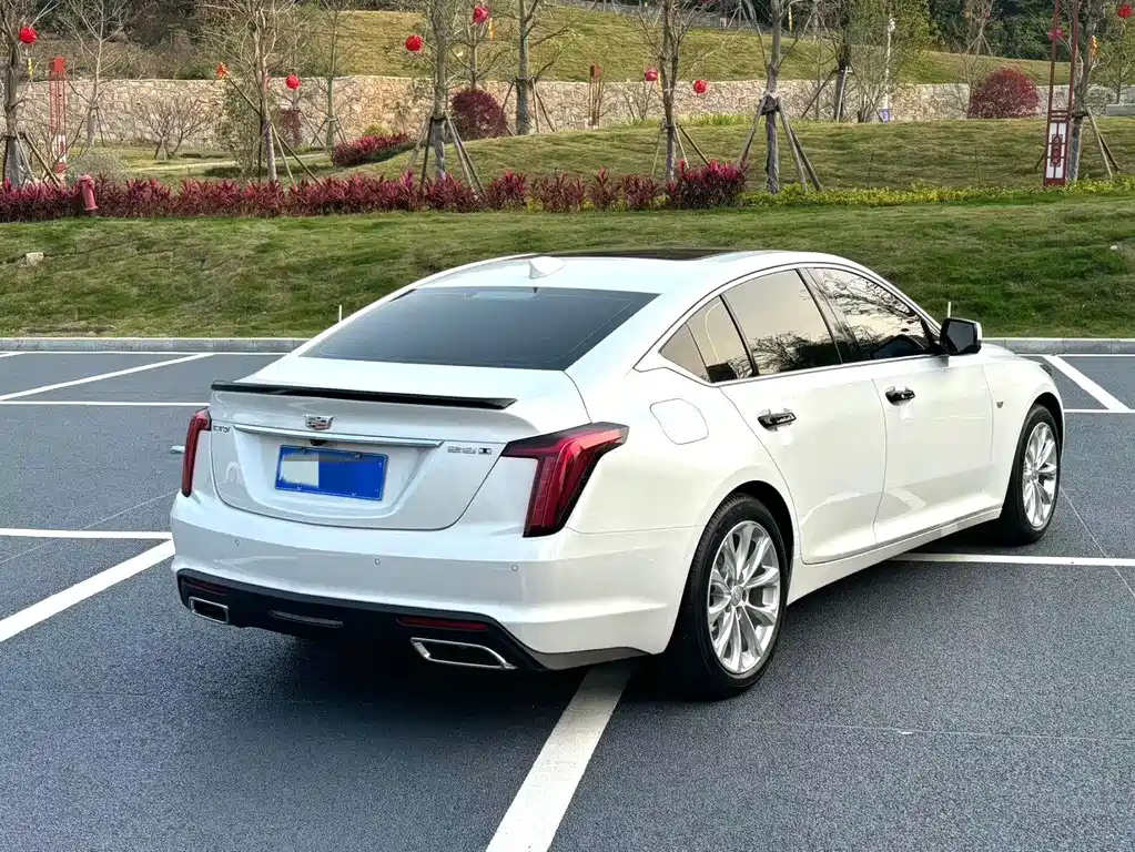 Cadillac CT5 2023 — фото 7
