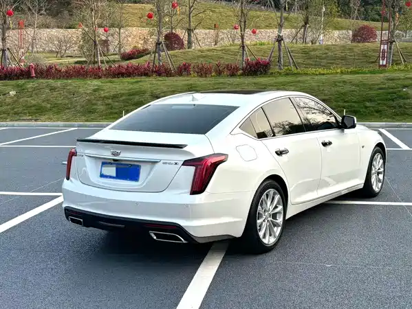 Cadillac CT5 2023