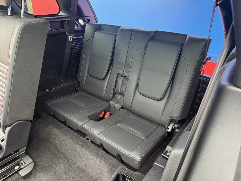 Land Rover Discovery Sport 2020 — фото 16
