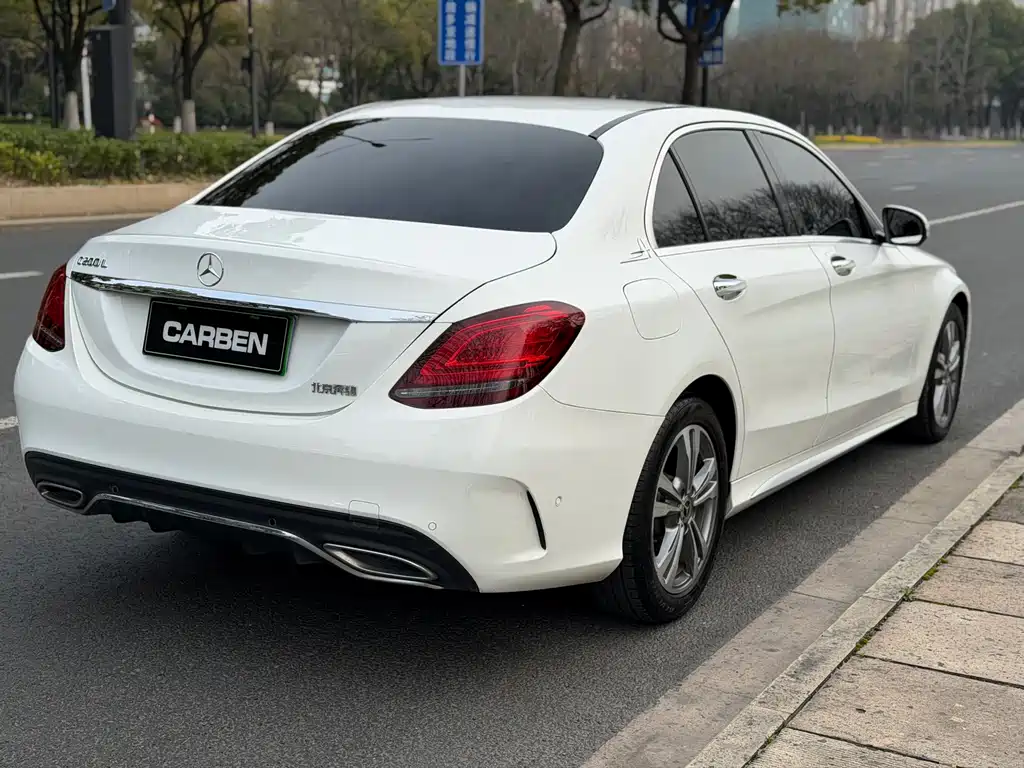 Mercedes-Benz C-Class 2020