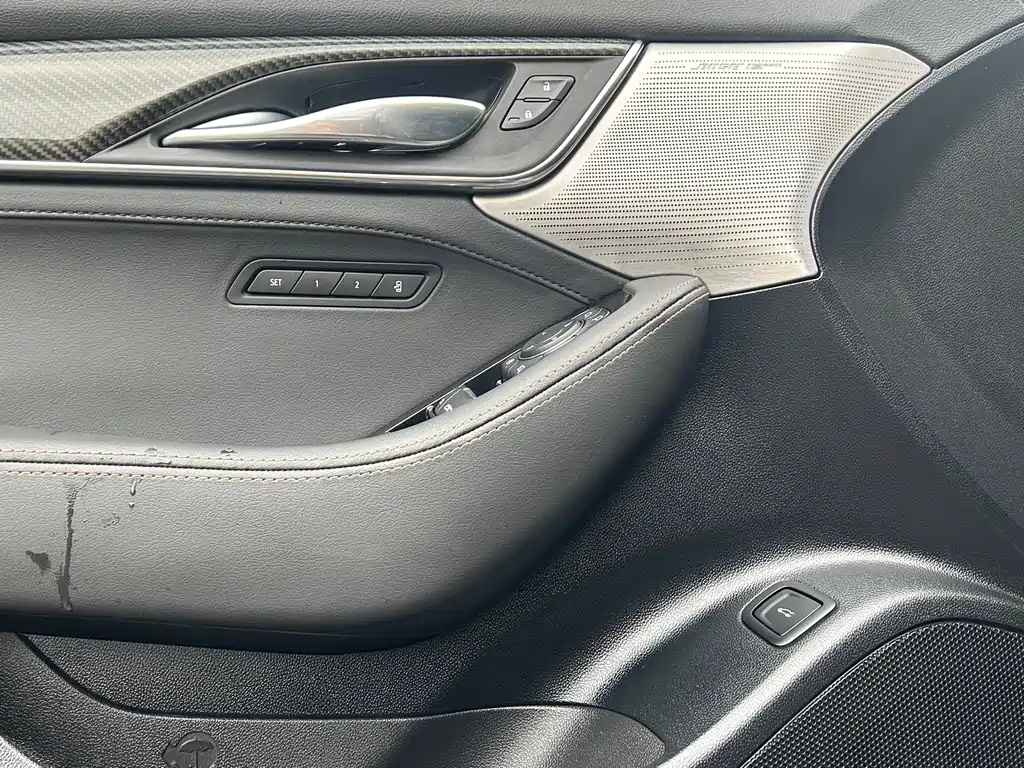 Cadillac CT5 2020 — фото 29