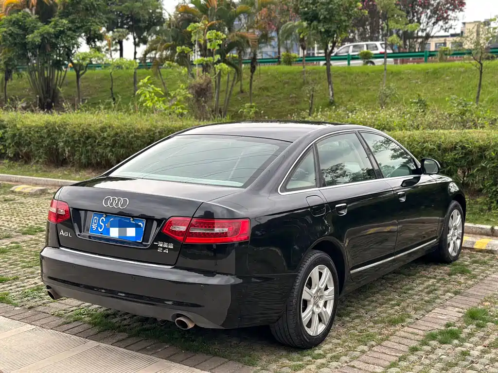 Audi A6L 2010 — фото 6