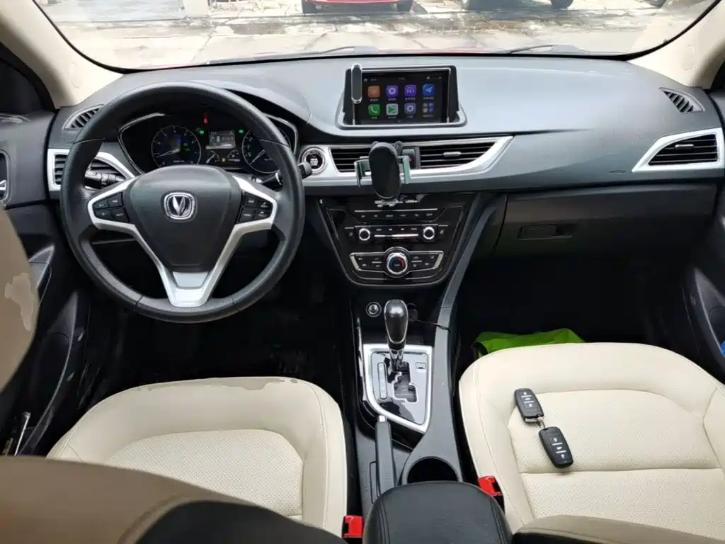 Changan V7 2017 — фото 10