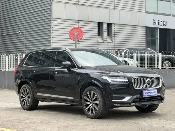Volvo XC90 2022