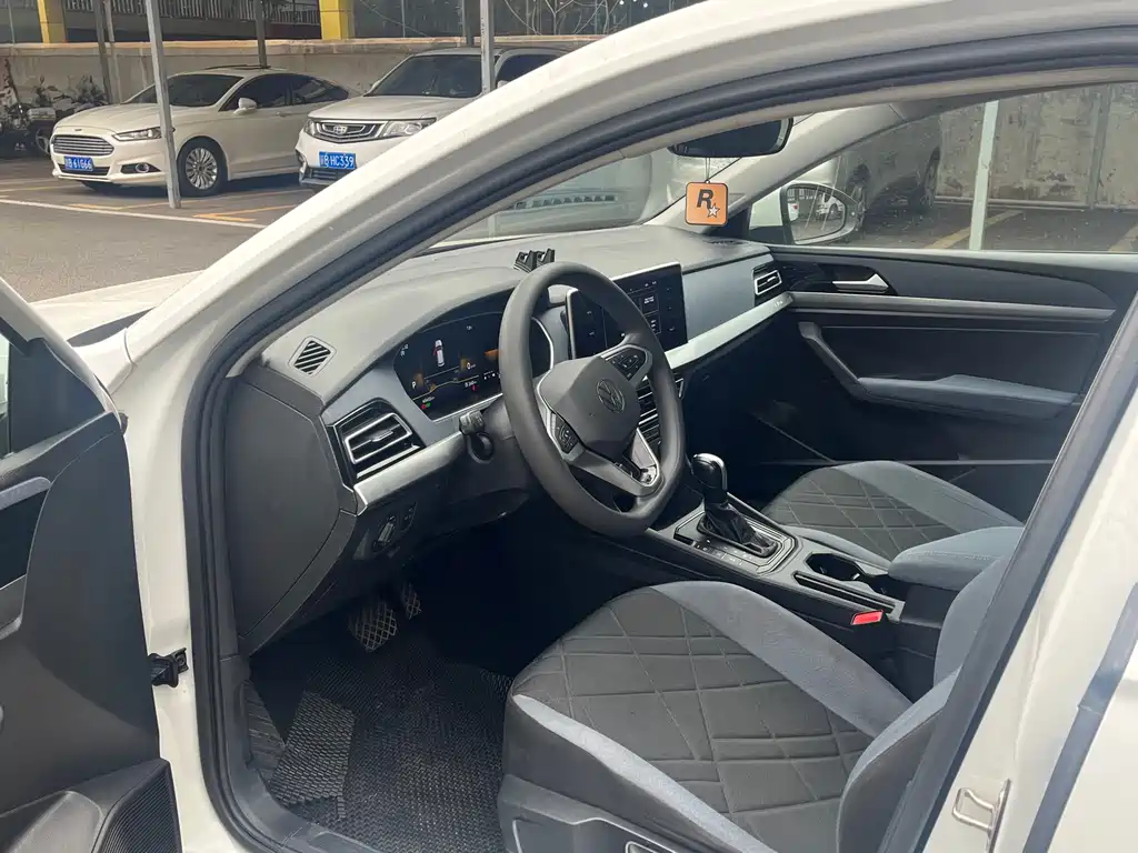 Volkswagen Lavida 2022