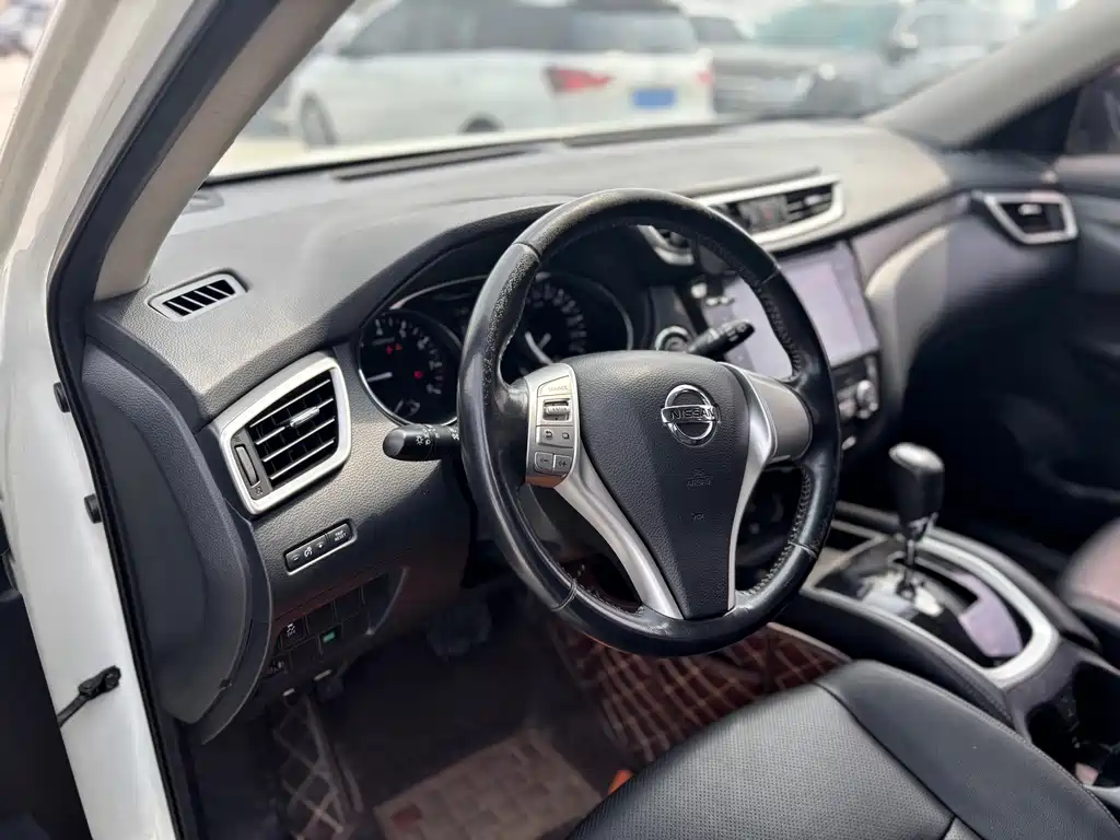 Nissan X-Trail 2015 — фото 20