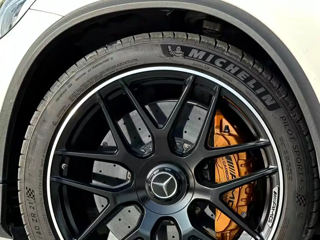 Mercedes-Benz GLC Coupe AMG 2020 — фото 9