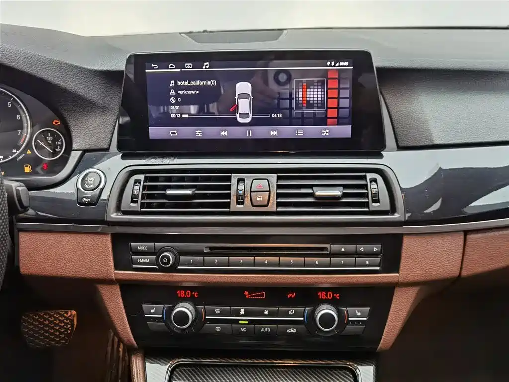 BMW 5 Series 2016 — фото 12