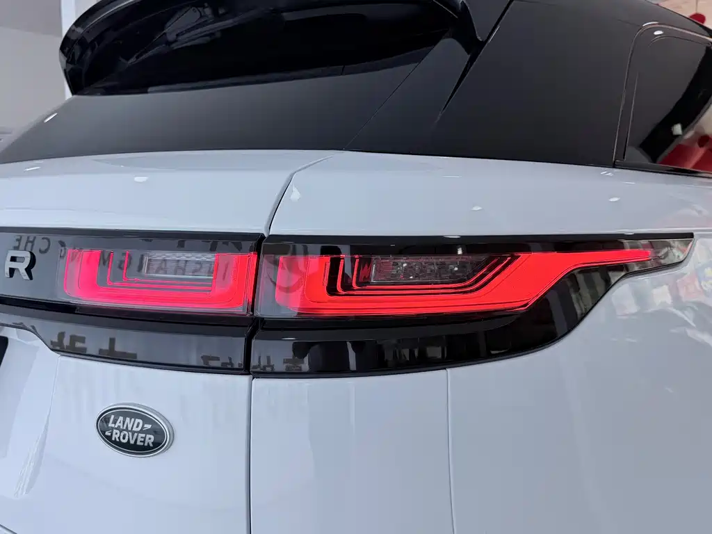 Land Rover Velar 2021 — фото 25