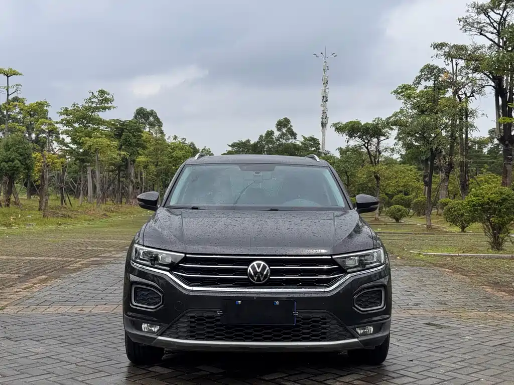 Volkswagen T-Roc 2021 — фото 2