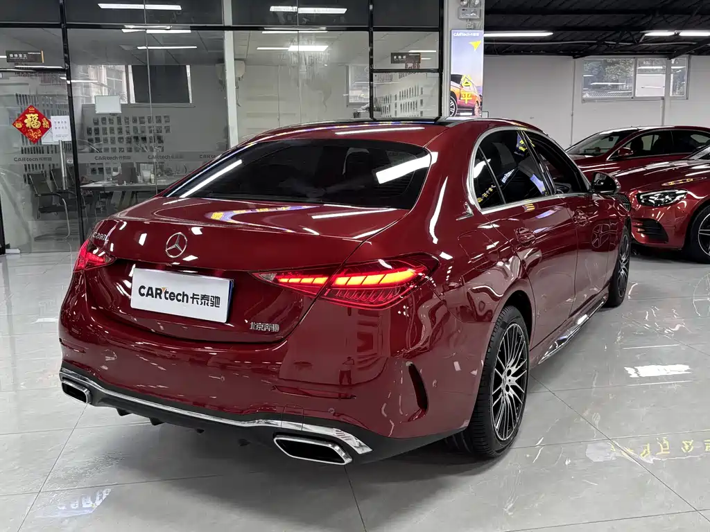 Mercedes-Benz C-Class 2023 — фото 4