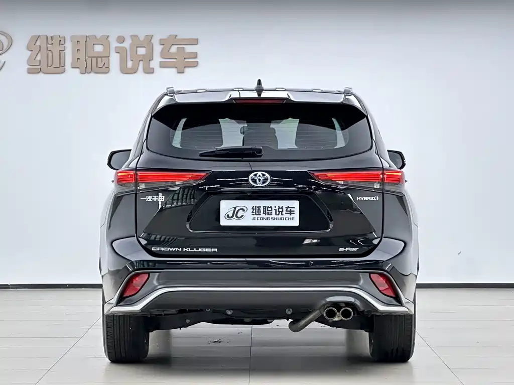 Toyota Crown Kluger 2022 — фото 10