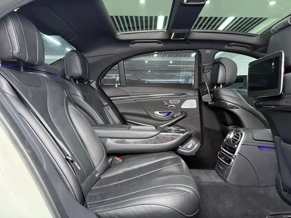 Mercedes-Benz S-Class 2018 — фото 13