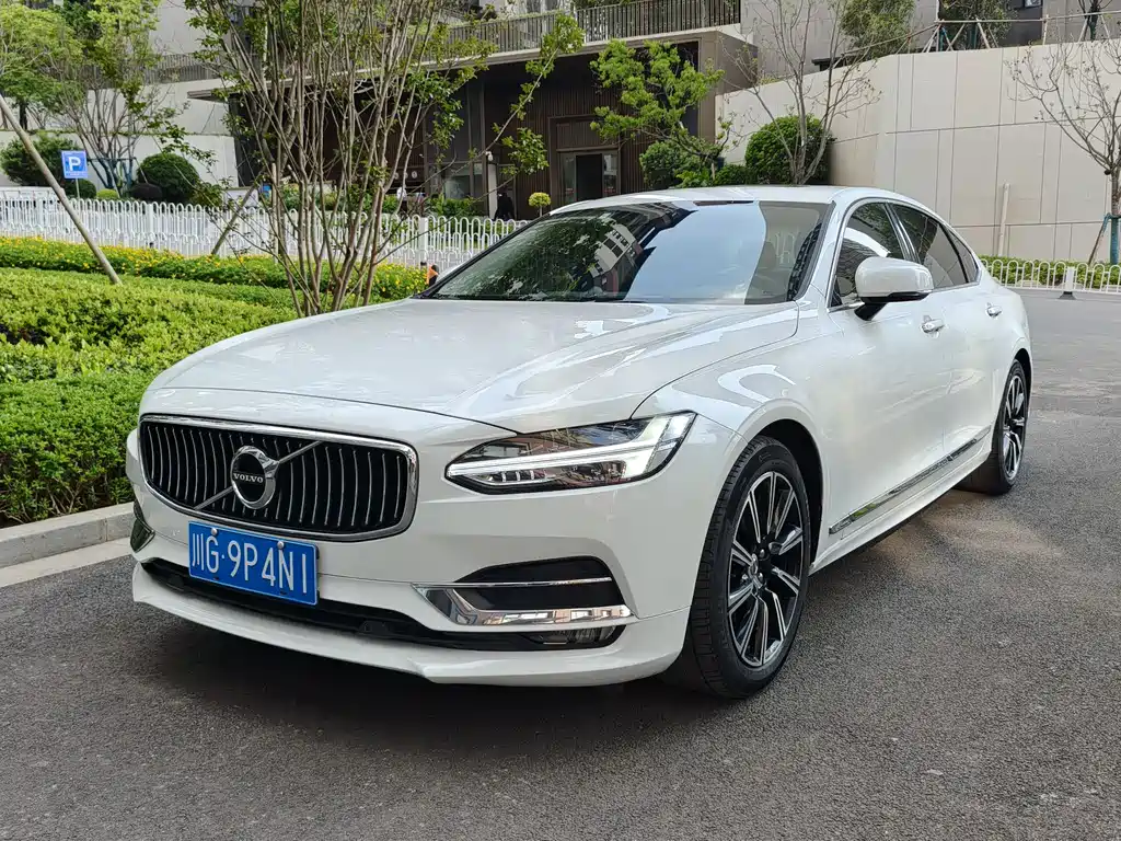 Volvo S90 2019 — фото 1