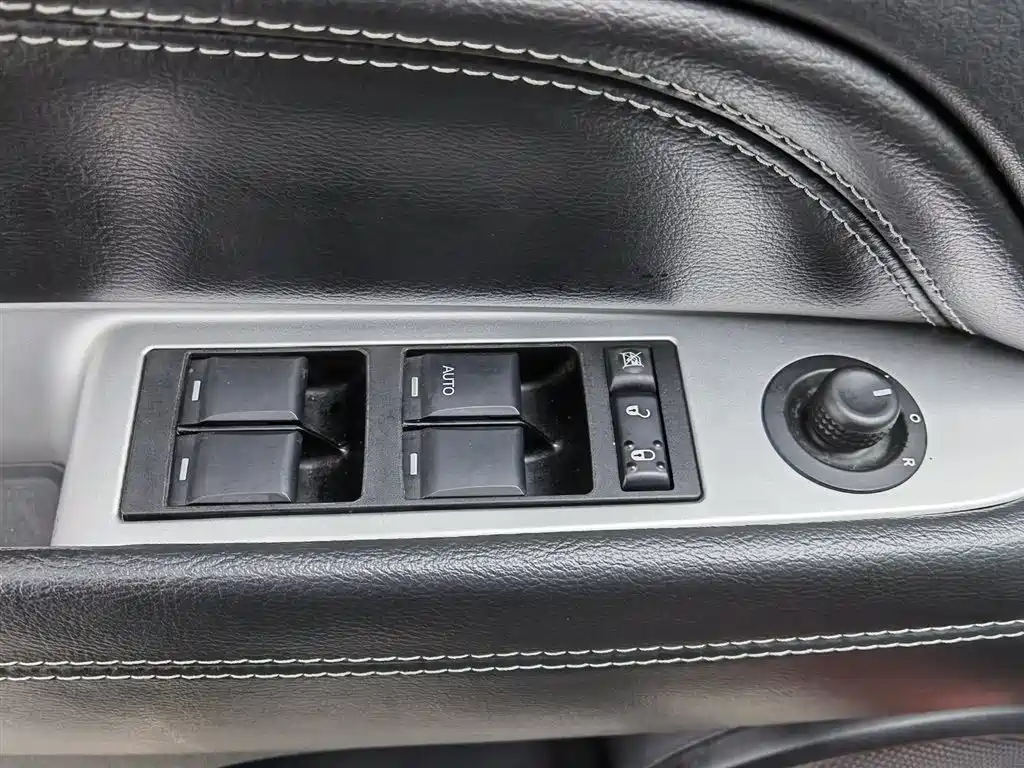 Jeep Compass 2014 — фото 9