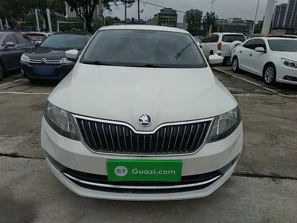 Skoda Rapid 2019 — фото 3
