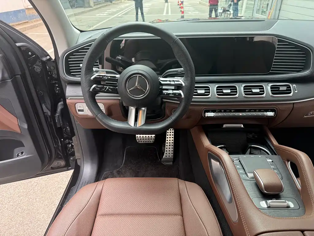 Mercedes-Benz GLS 2024 — фото 11
