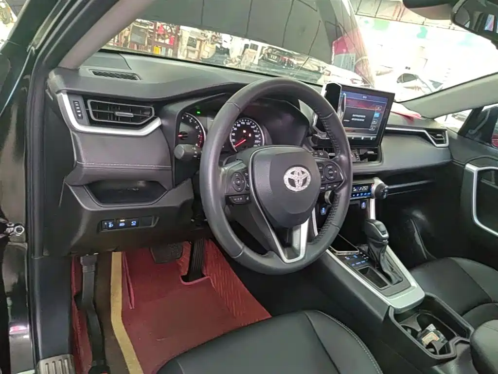 Toyota Wildlander 2022 — фото 10