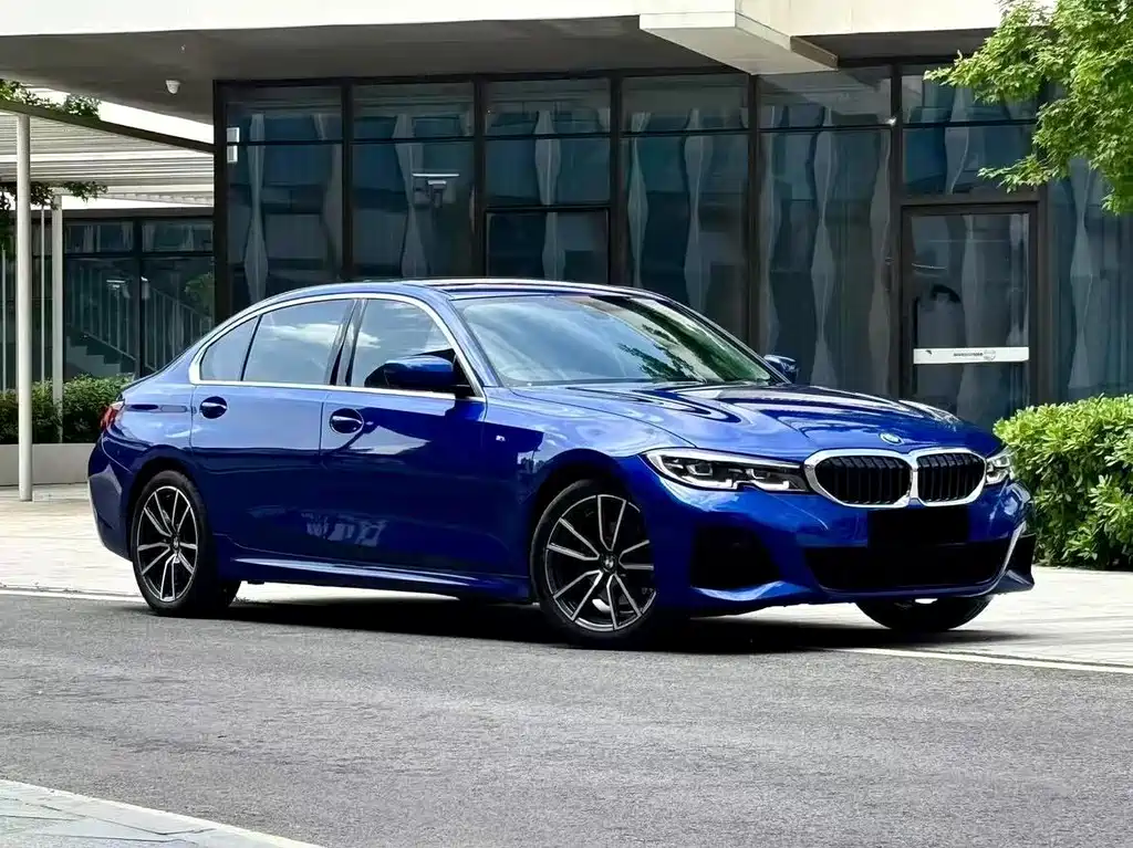 BMW 3 Series 2022