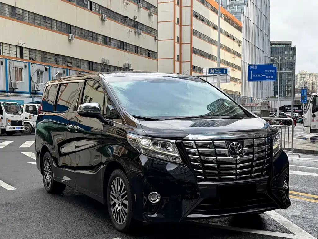 Toyota Alphard 2018 — фото 3