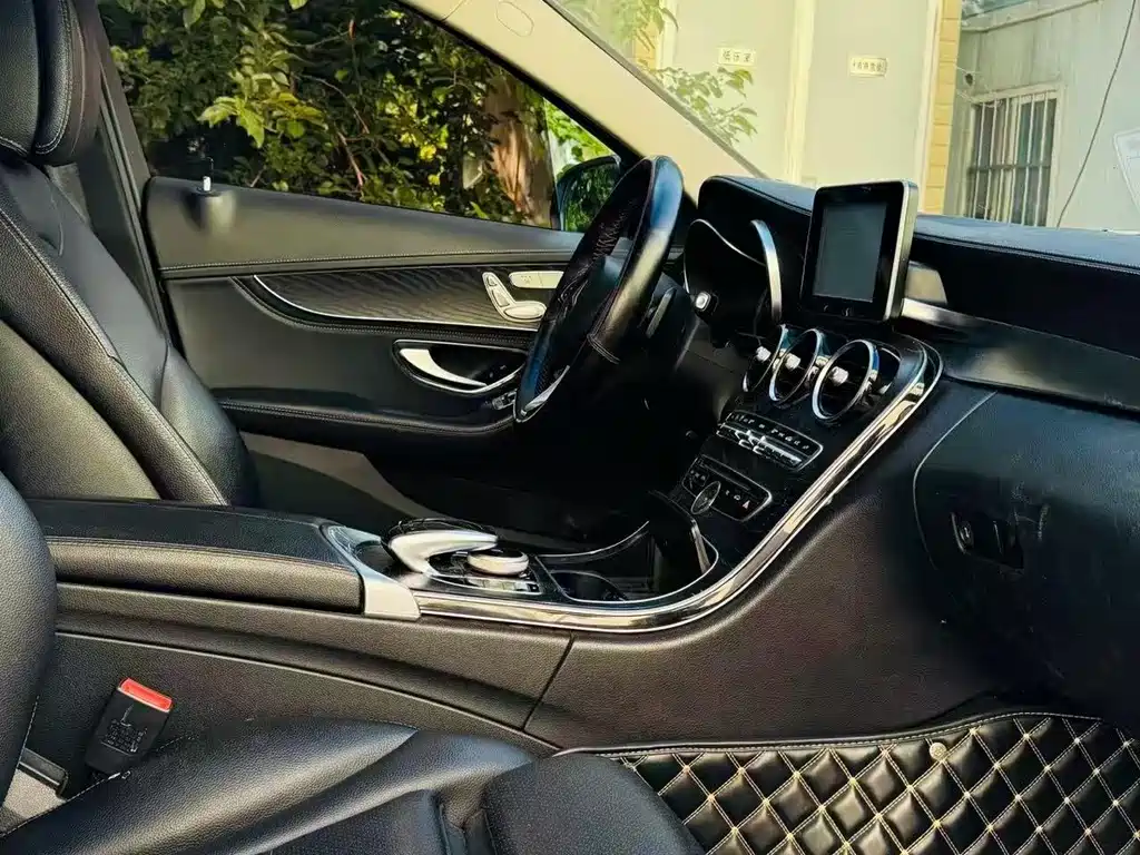 Mercedes-Benz C-Class 2016