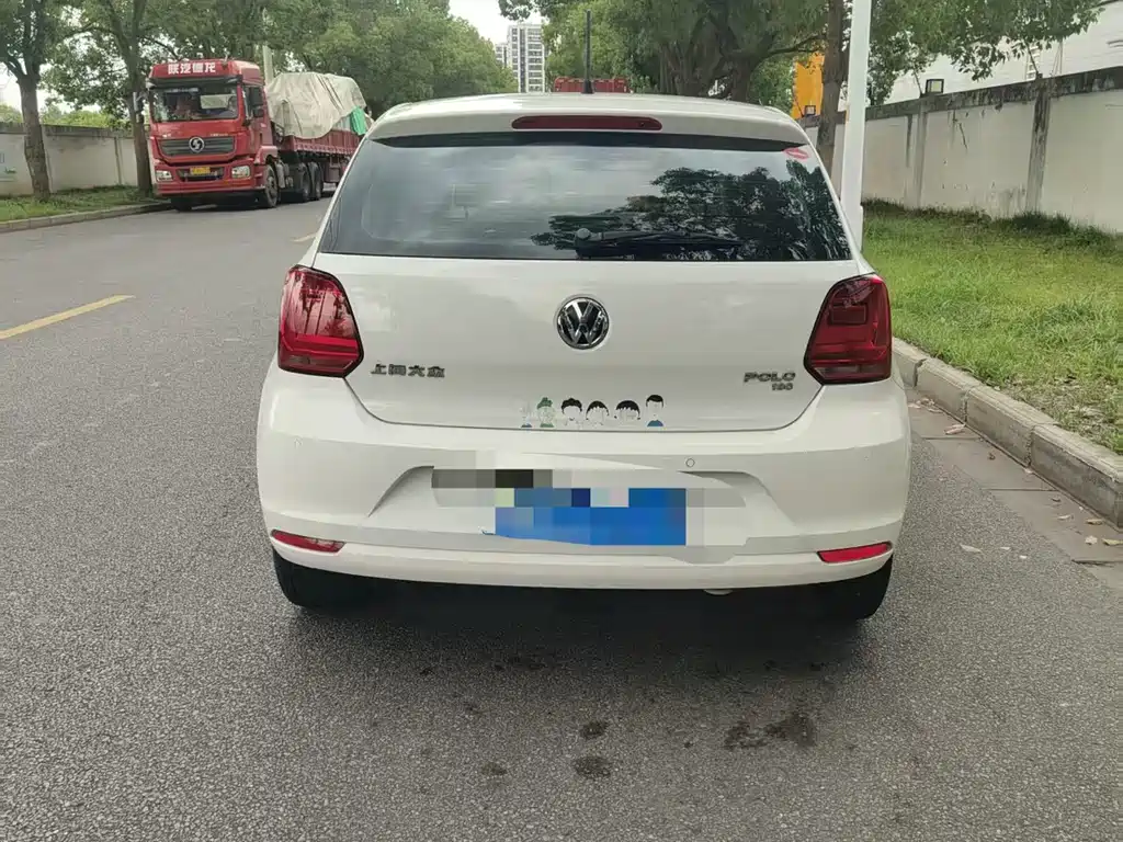 Volkswagen Polo 2015